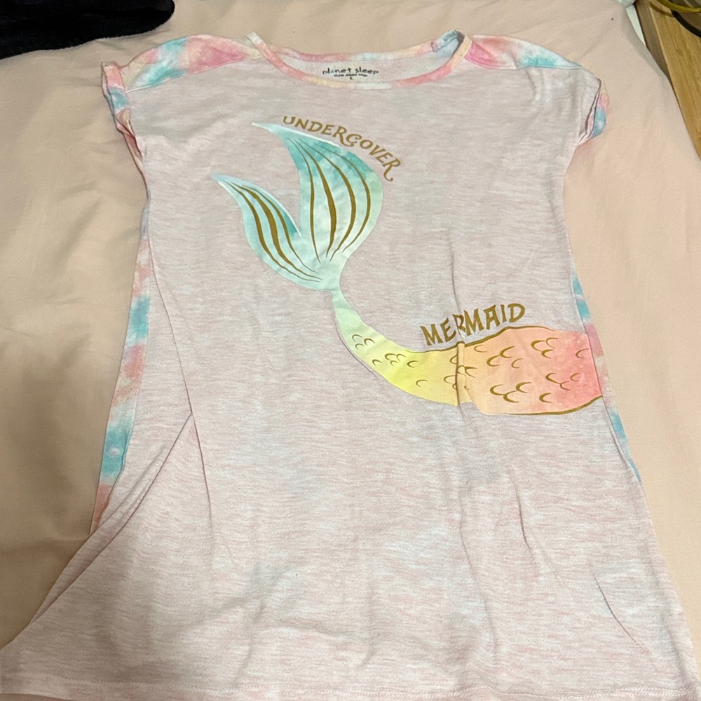 Pink Mermaid Nightgown with Colorful Tail 💜 5/$25 💚